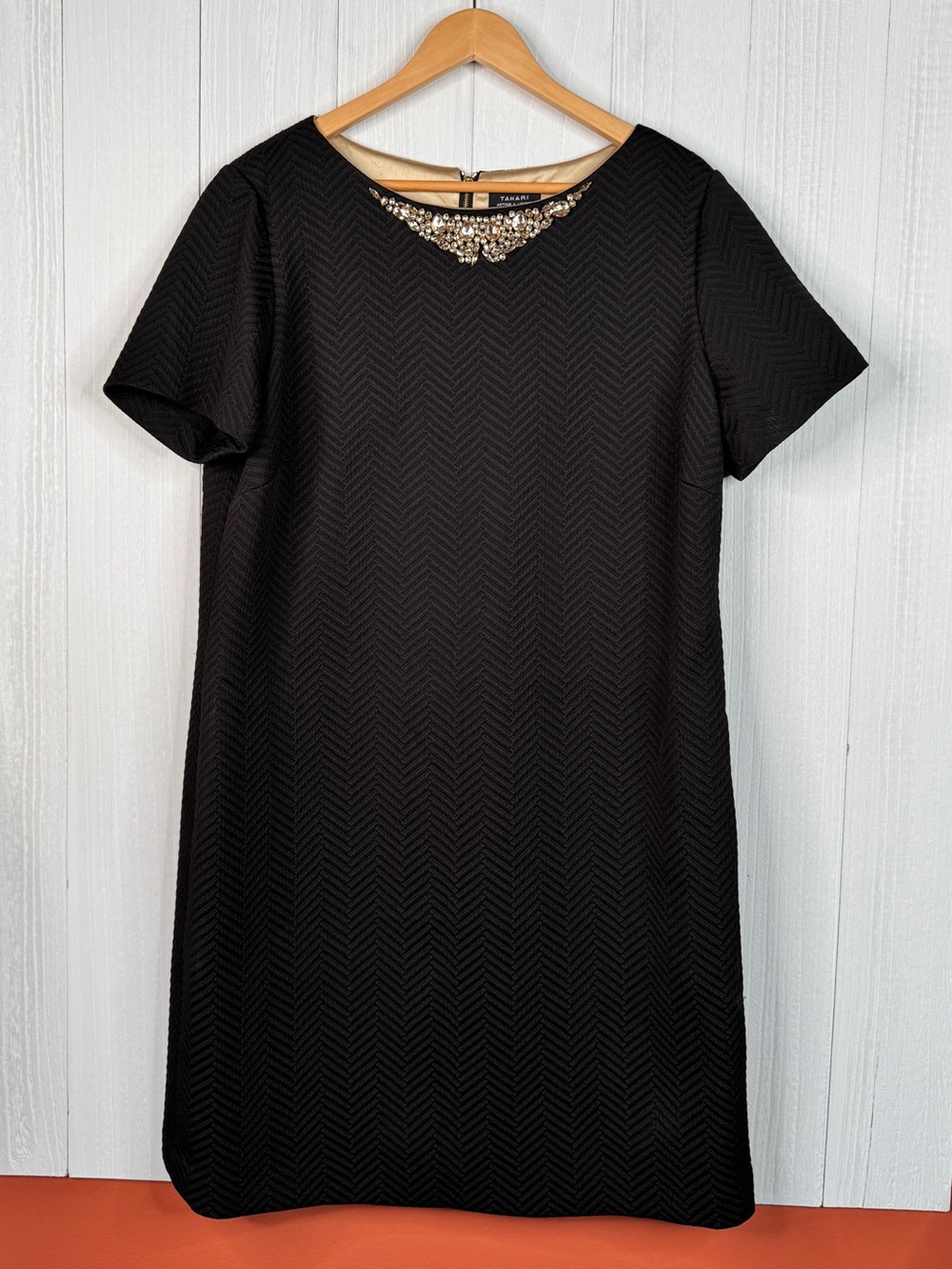 Tahari ASL Textured Chevron Short Sleeve Dress Rhinestone Jewel Neckline 16W
